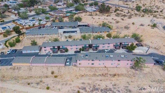 16518 Avalon Avenue, Victorville, CA 92395