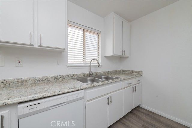 16518 Avalon Avenue, Victorville, CA 92395