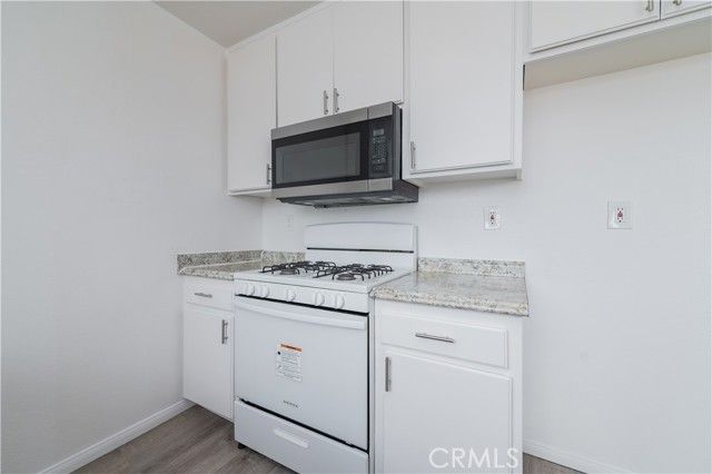 16518 Avalon Avenue, Victorville, CA 92395