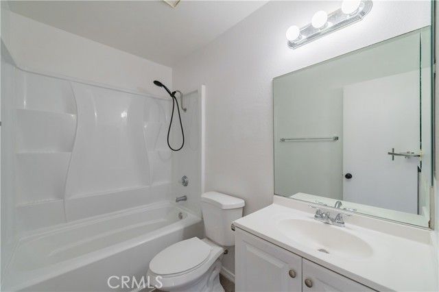 16518 Avalon Avenue, Victorville, CA 92395