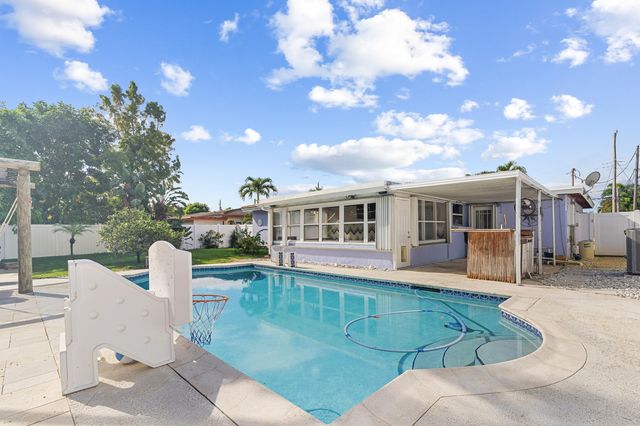 1820 SW 22nd Avenue, Fort Lauderdale, FL 33312