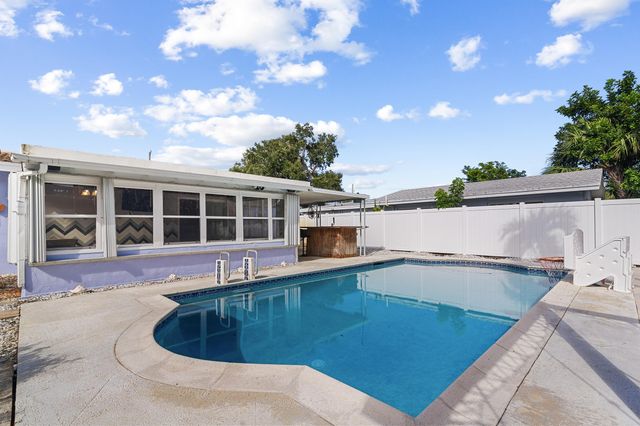 1820 SW 22nd Avenue, Fort Lauderdale, FL 33312