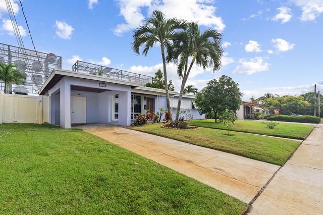1820 SW 22nd Avenue, Fort Lauderdale, FL 33312