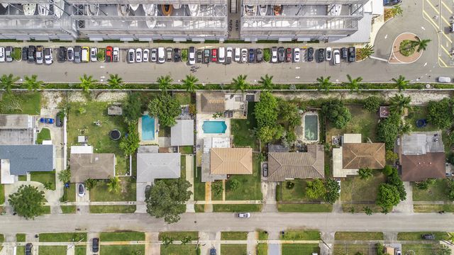 1820 SW 22nd Avenue, Fort Lauderdale, FL 33312