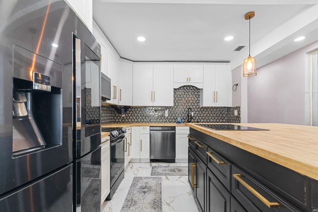 1820 SW 22nd Avenue, Fort Lauderdale, FL 33312