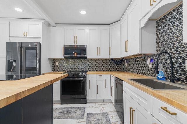 1820 SW 22nd Avenue, Fort Lauderdale, FL 33312