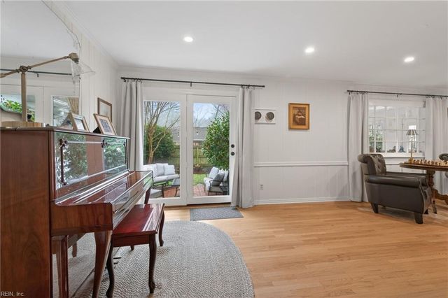 2721 Sandy Valley RD, Virginia Beach, VA 23452