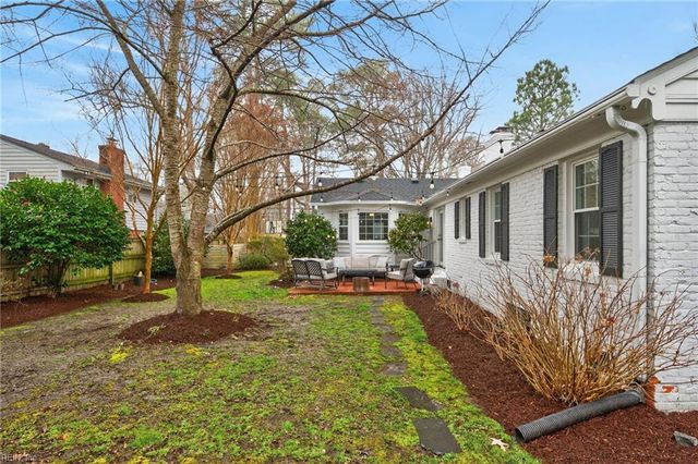 2721 Sandy Valley RD, Virginia Beach, VA 23452