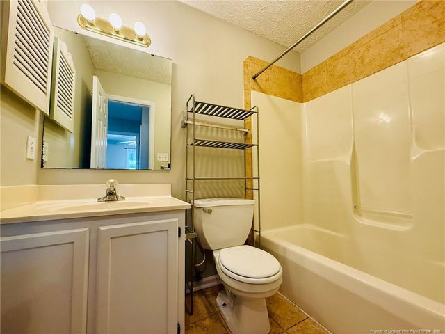 1750 Renwick Drive 203, Fayetteville, NC 28304