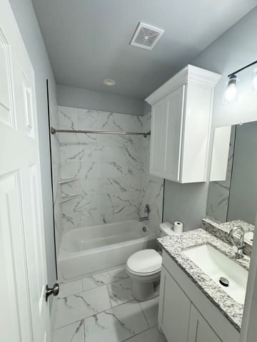 3115 Prairie Avenue, Fort Worth, TX 76106