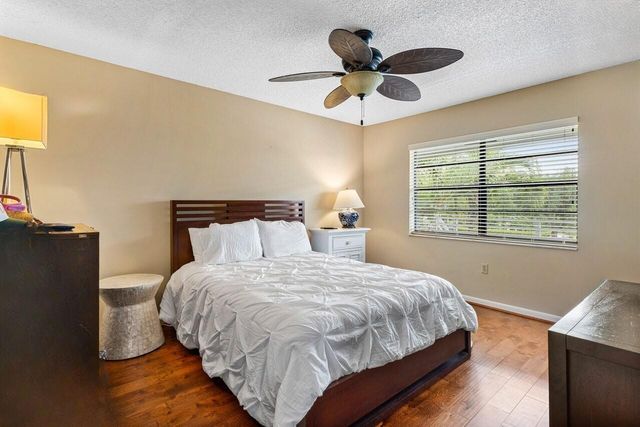 20 Southport Lane B, Boynton Beach, FL 33436