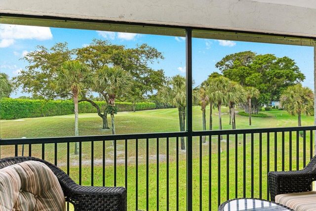 20 Southport Lane B, Boynton Beach, FL 33436