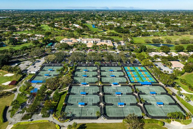 20 Southport Lane B, Boynton Beach, FL 33436