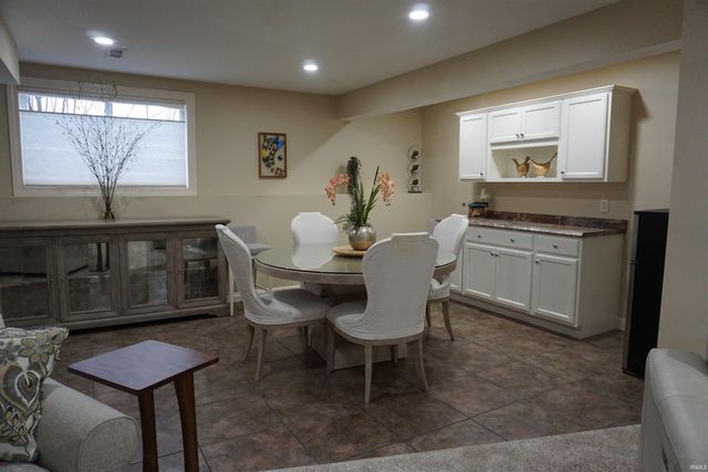 277 Juniper Lane, Plymouth, IN 46563