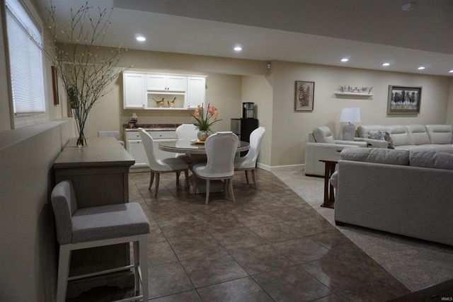 277 Juniper Lane, Plymouth, IN 46563