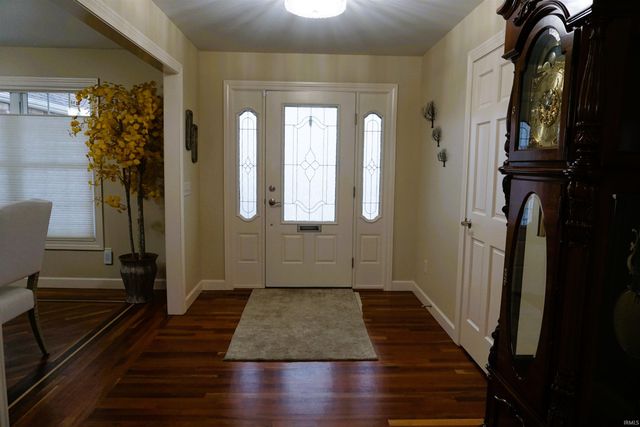 277 Juniper Lane, Plymouth, IN 46563