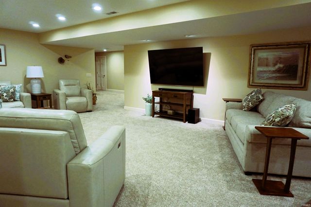 277 Juniper Lane, Plymouth, IN 46563