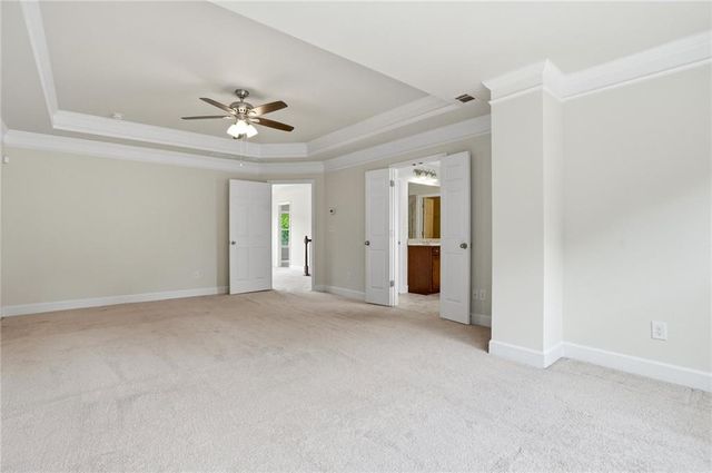 3770 Terrasol Trail SW, Lilburn, GA 30047