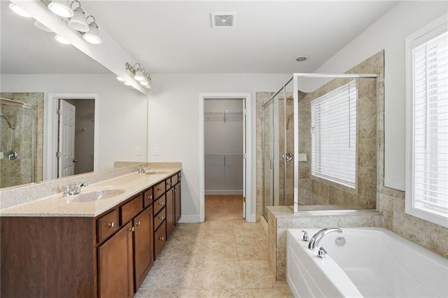 3770 Terrasol Trail SW, Lilburn, GA 30047