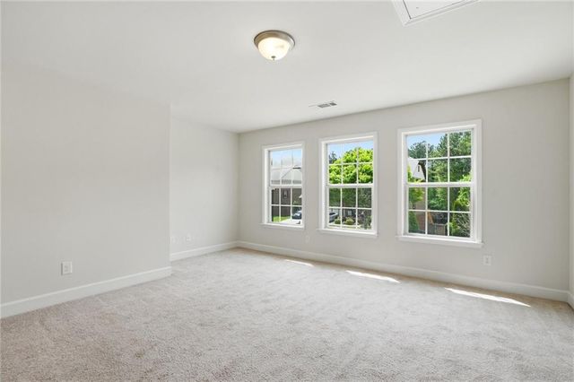 3770 Terrasol Trail SW, Lilburn, GA 30047
