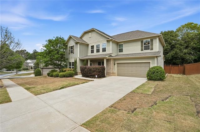 3770 Terrasol Trail SW, Lilburn, GA 30047