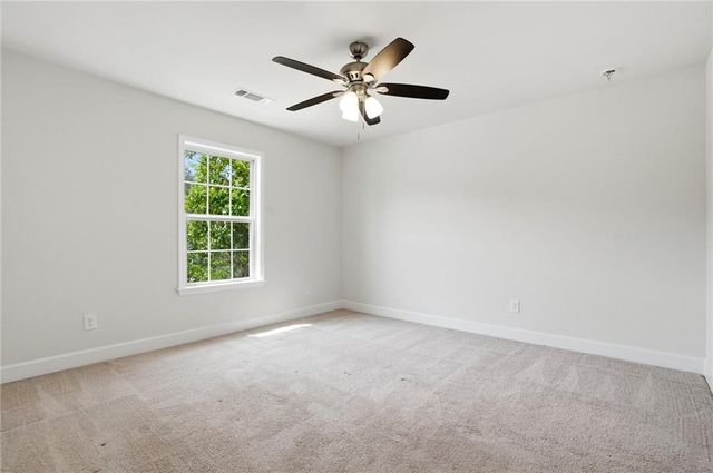 3770 Terrasol Trail SW, Lilburn, GA 30047