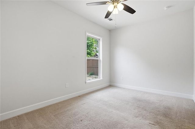 3770 Terrasol Trail SW, Lilburn, GA 30047