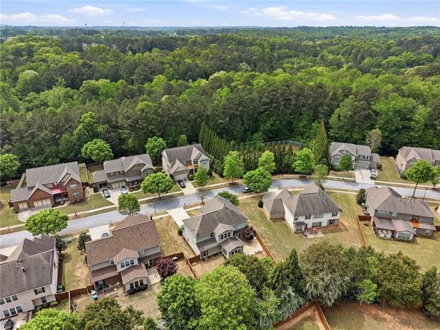 3770 Terrasol Trail SW, Lilburn, GA 30047