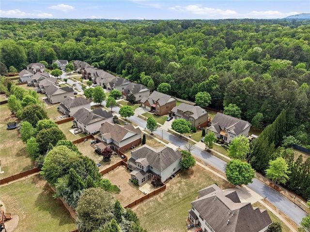 3770 Terrasol Trail SW, Lilburn, GA 30047