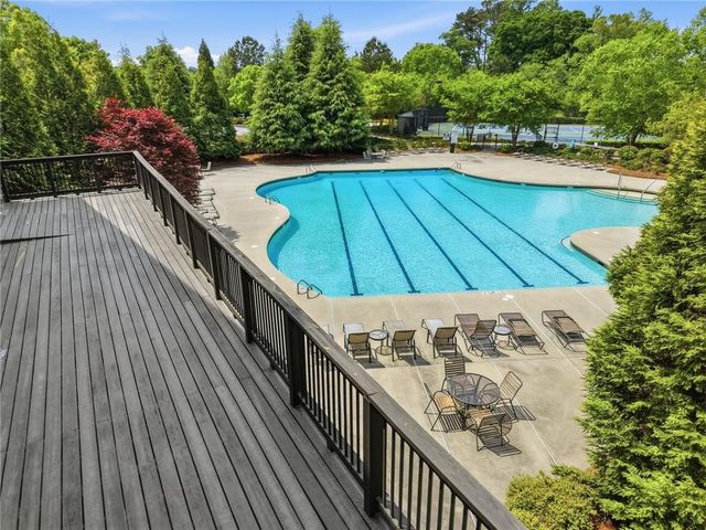 3770 Terrasol Trail SW, Lilburn, GA 30047