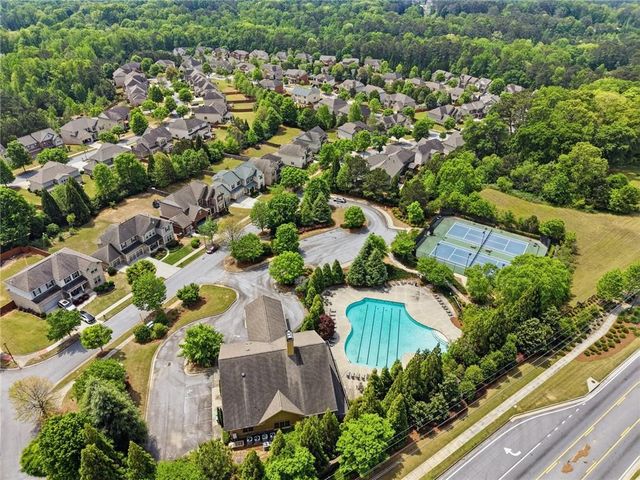 3770 Terrasol Trail SW, Lilburn, GA 30047