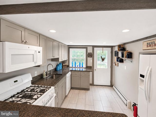 220 KELLY AVE, West Creek, NJ 08092