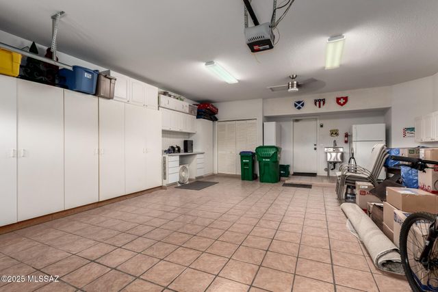 37982 S Desert Highland Drive, Tucson, AZ 85739