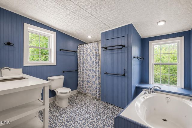 2736 Pleasant Hill Road, Rocky Mount, NC 27801