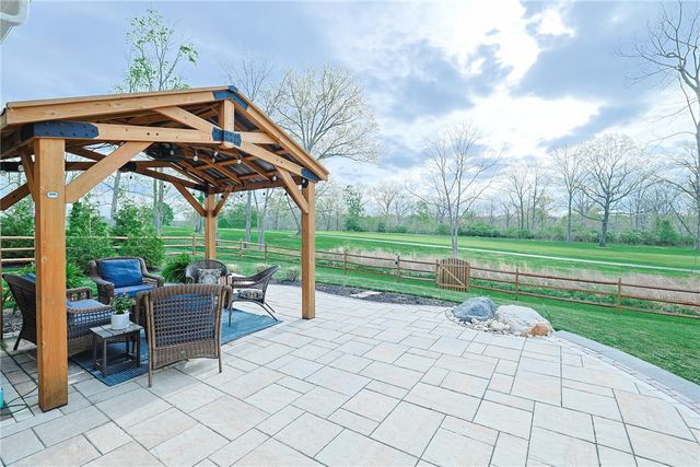 5007 Bogey Court, Lebanon, OH 45036