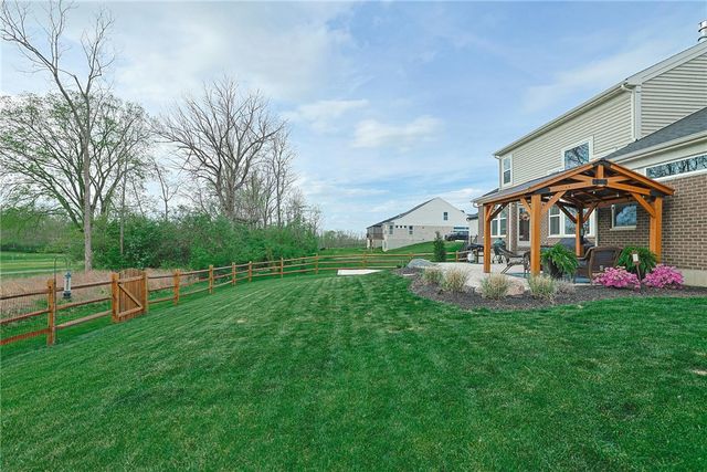 5007 Bogey Court, Lebanon, OH 45036