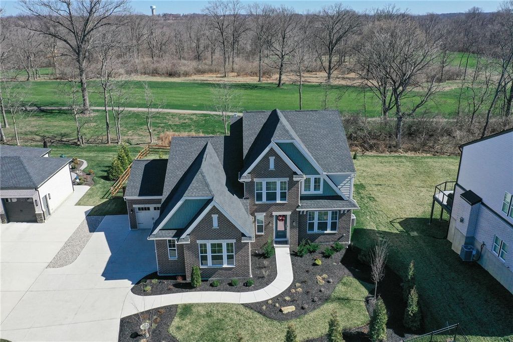 5007 Bogey Court, Lebanon, OH 45036