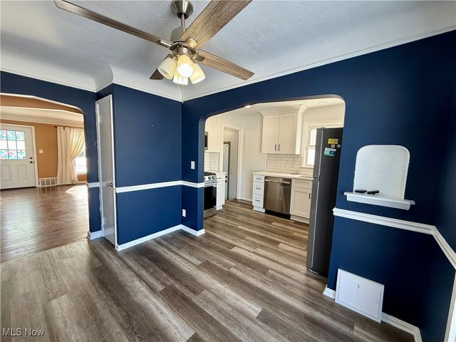 11011 Wallingford Avenue, Garfield Heights, OH 44125