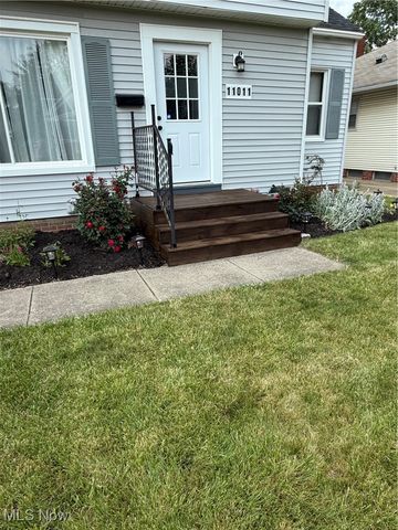 11011 Wallingford Avenue, Garfield Heights, OH 44125