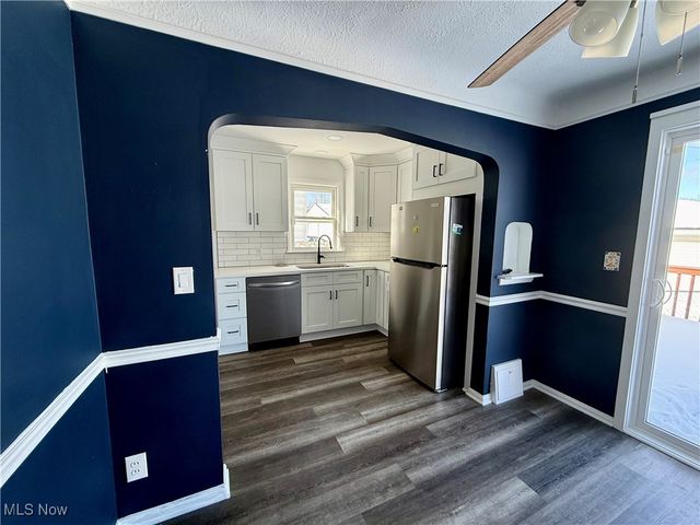 11011 Wallingford Avenue, Garfield Heights, OH 44125