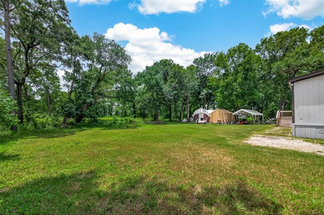 9910 Oak Leaf Street, Baytown, TX 77521