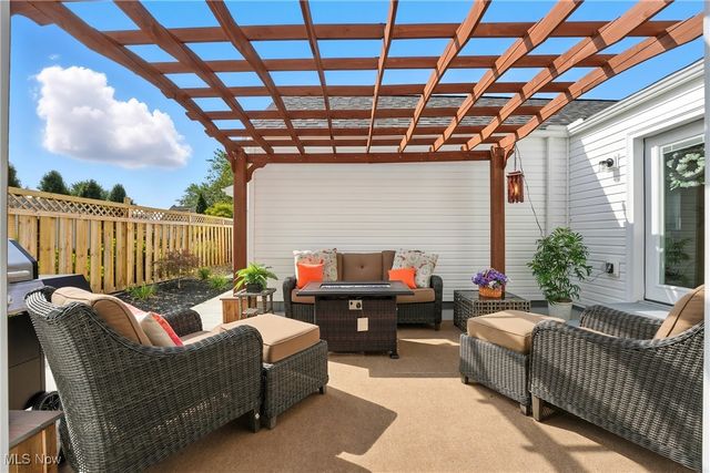 2001 Brownlee Avenue, Youngstown, OH 44514