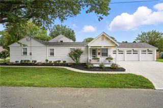 2001 Brownlee Avenue, Youngstown, OH 44514