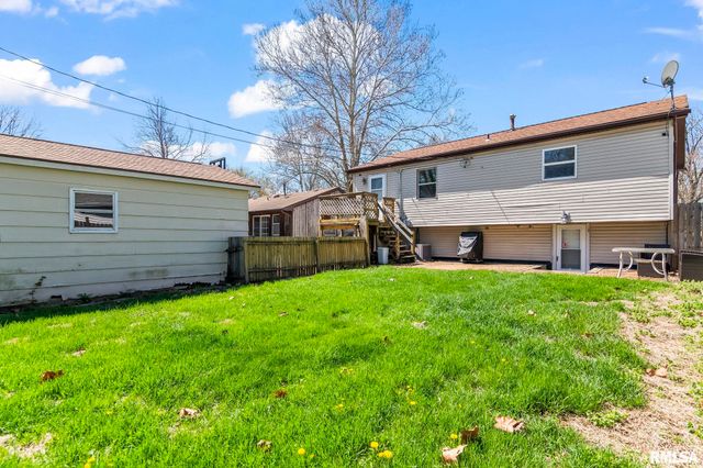 328 PARKVIEW Drive, Rochester, IL 62563