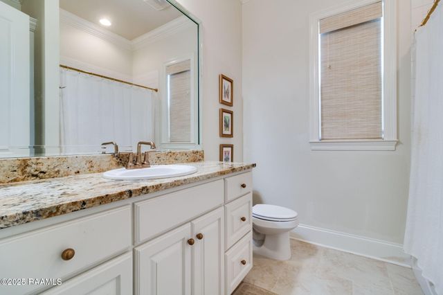 207 Ember Grove Crossing, Lafayette, LA 70508