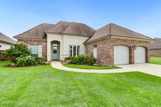 207 Ember Grove Crossing, Lafayette, LA 70508