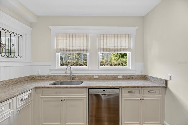 3003 W HARBOR VIEW AVE AVENUE, Tampa, FL 33611