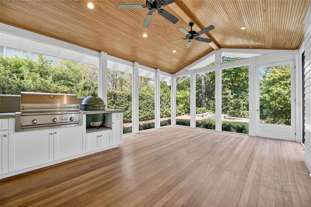 3003 W HARBOR VIEW AVE AVENUE, Tampa, FL 33611