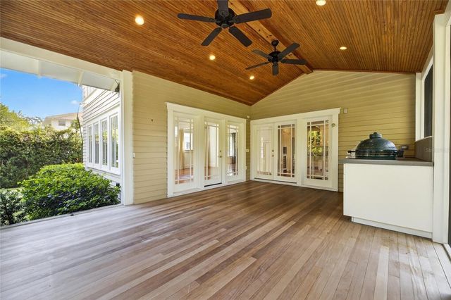 3003 W HARBOR VIEW AVE AVENUE, Tampa, FL 33611