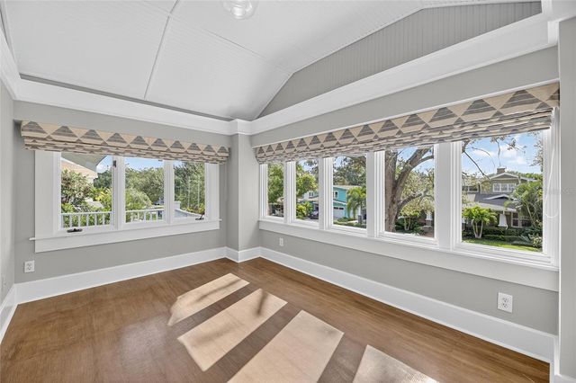 3003 W HARBOR VIEW AVE AVENUE, Tampa, FL 33611